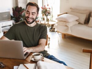 Como Trabalhar pela Internet em Casa